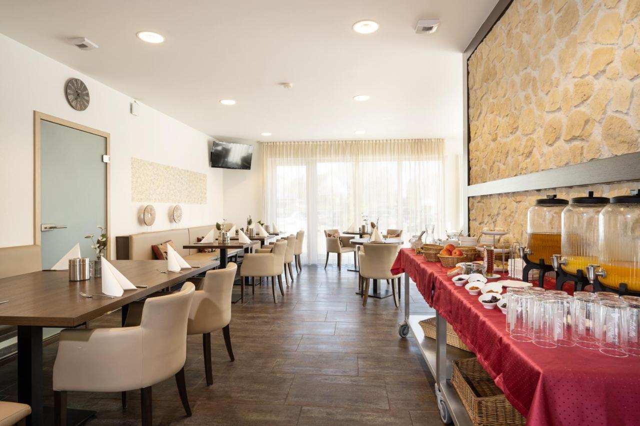 Hotel Drei Rosen Moosburg an der Isar Экстерьер фото
